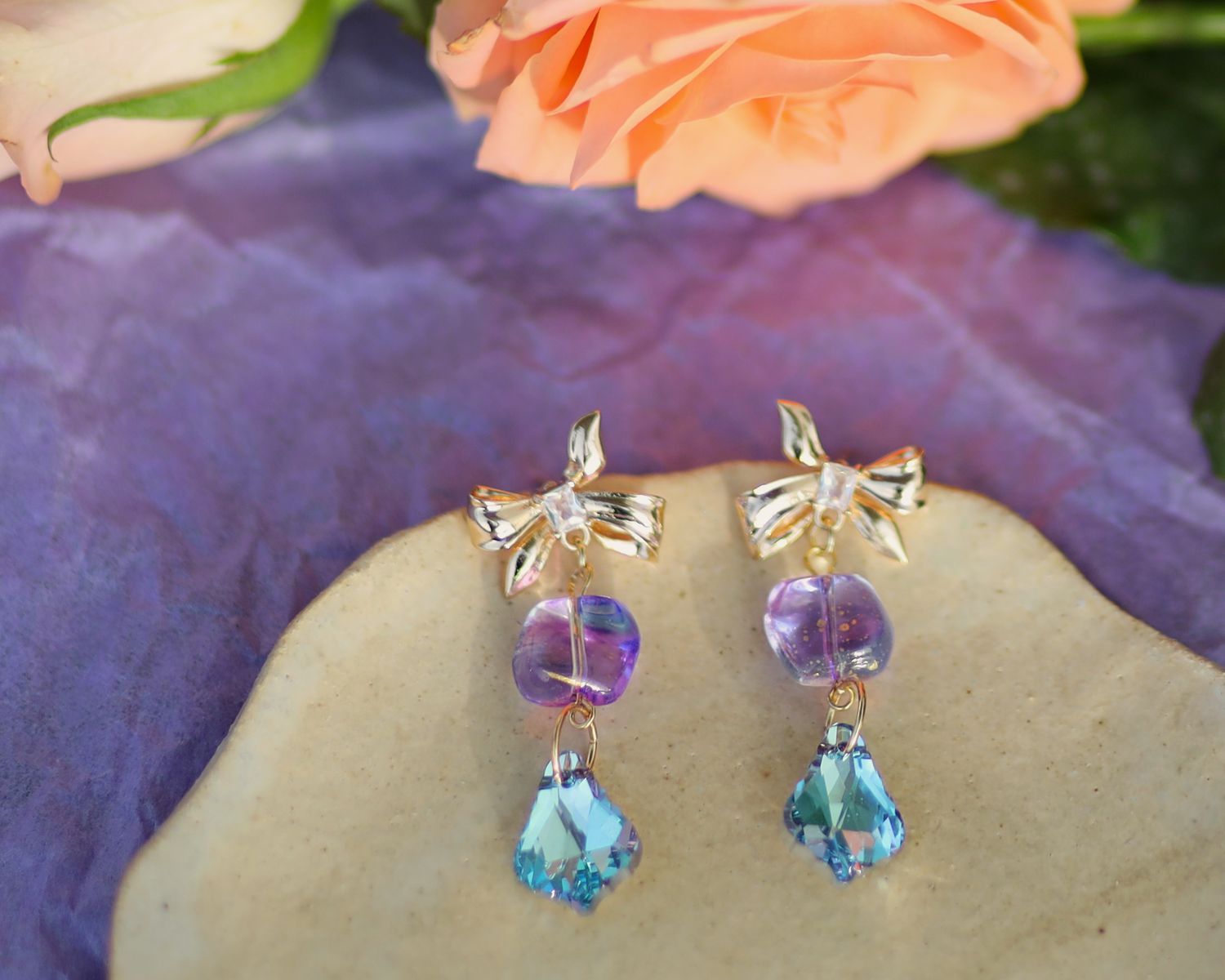 Colorful glass bead dangle earrings (different colors)