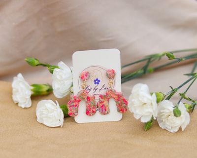 Soft spring arch earrings