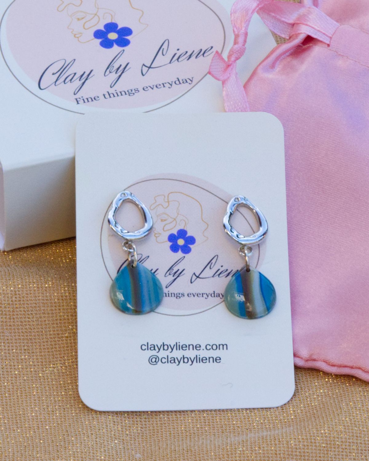 Striped drop earrings