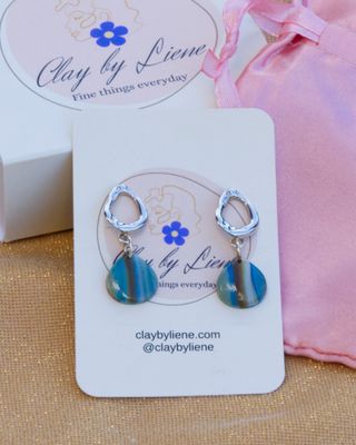 Striped drop earrings