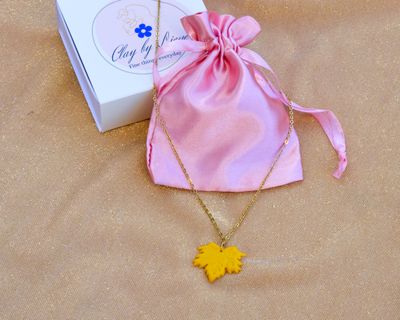 Maple leave necklace