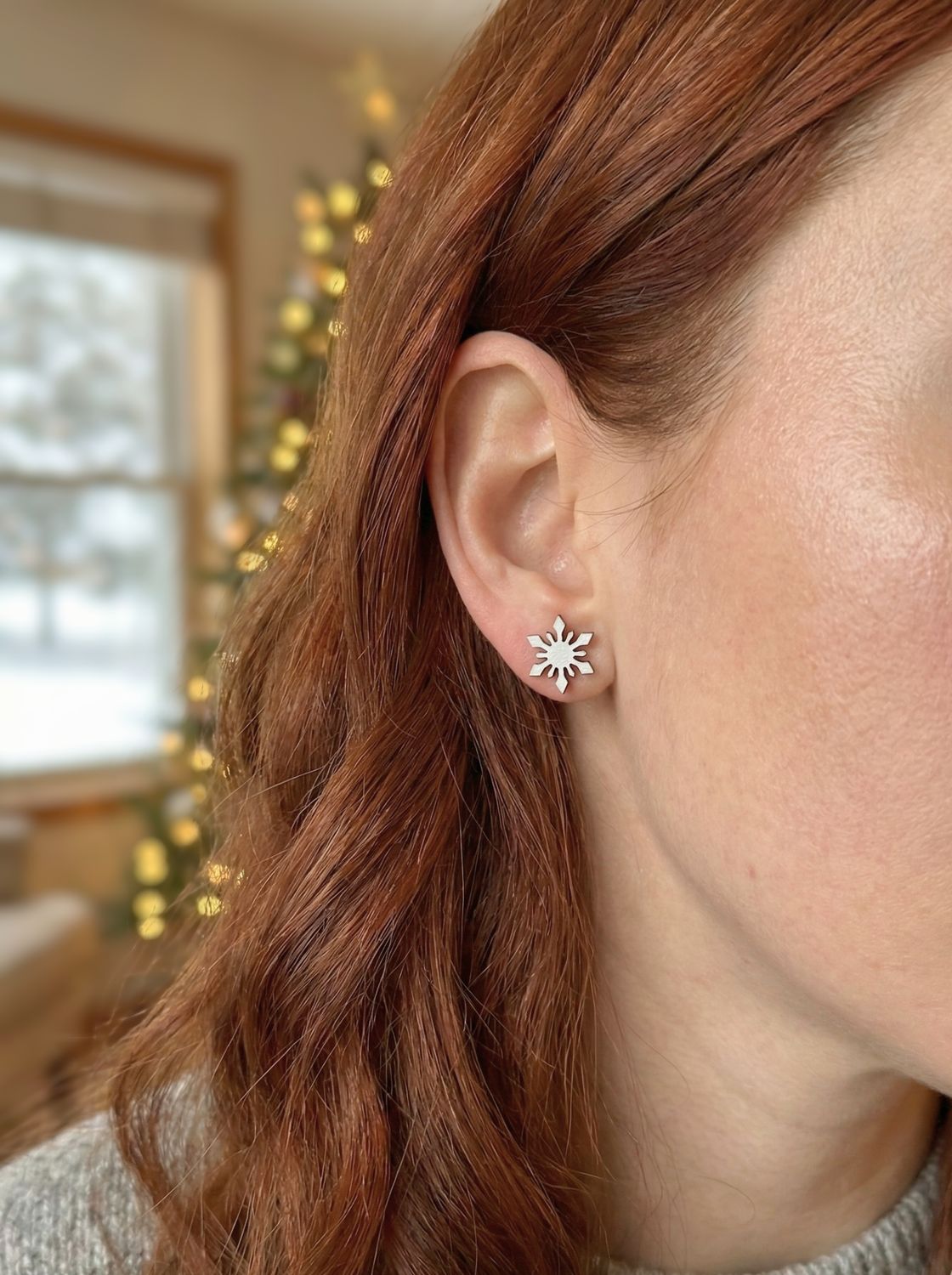 ❄️ Drewniane kolczyki – Płatek Śniegu