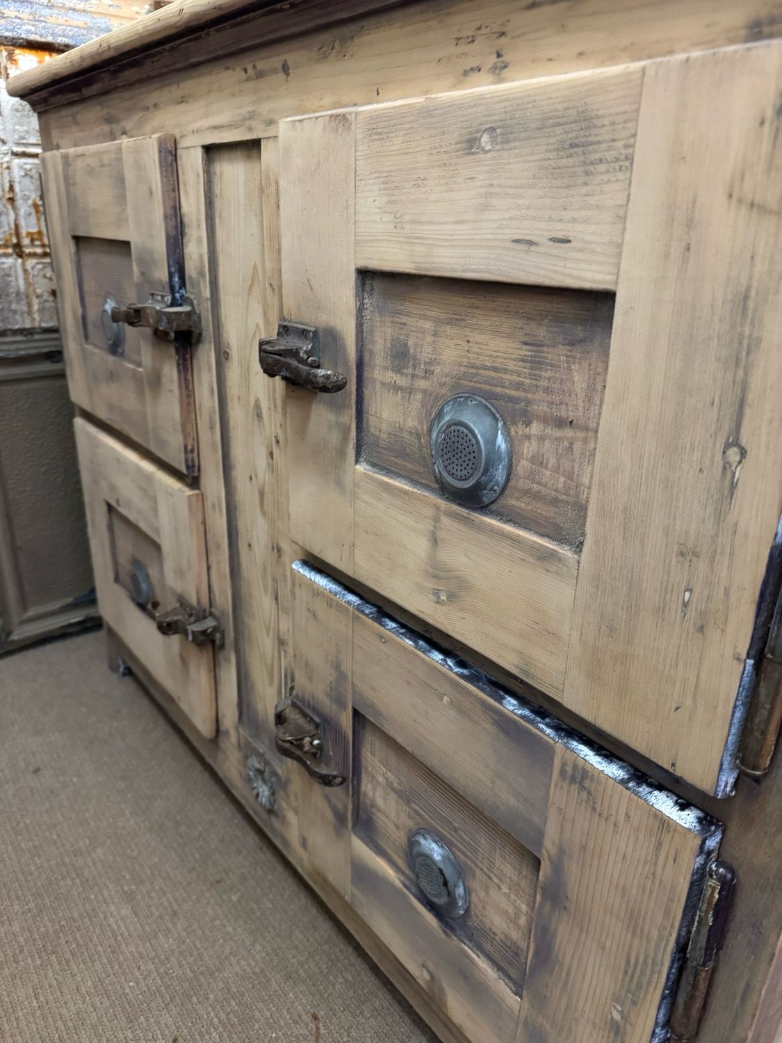 Pine Food Safe