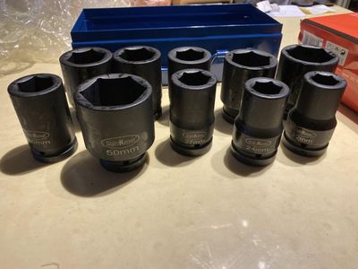 ​Stahlkaiser 10-Piece Heavy Duty Impact Socket Set 22-50mm – Includes Metal Case