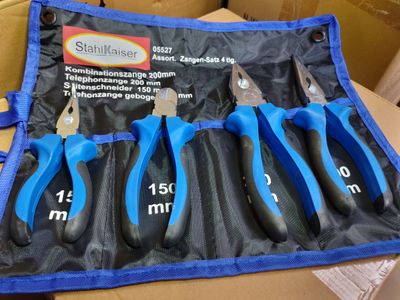 ​4-piece pliers set from Stahlkaiser: