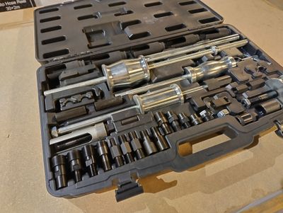 Diesel Injector Puller Universal with Adapters
