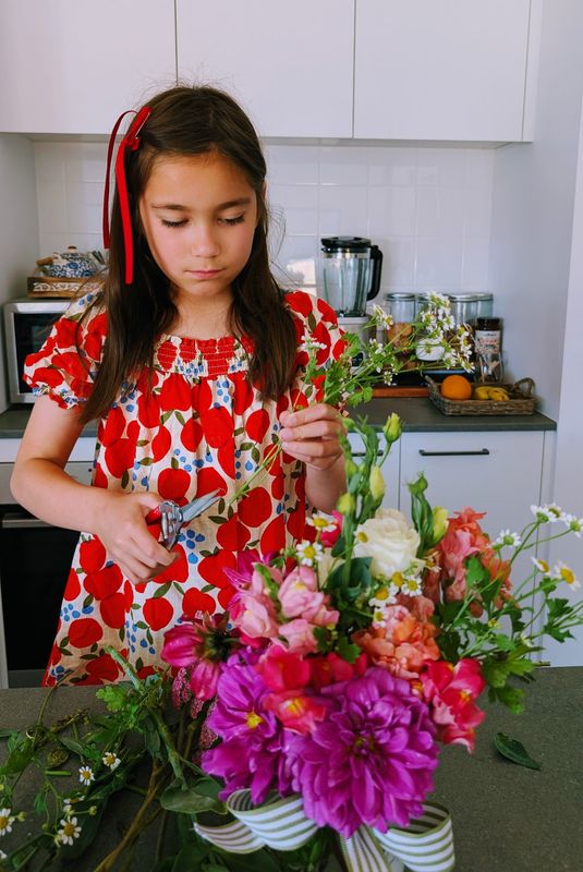 Children's Pick your own blooms 
