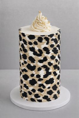 Cheetah Pattern Edible Icing Cake Toppers & Wrap Designs Cheetah Pattern Edible Icing Cake Toppers & Wrap Designs