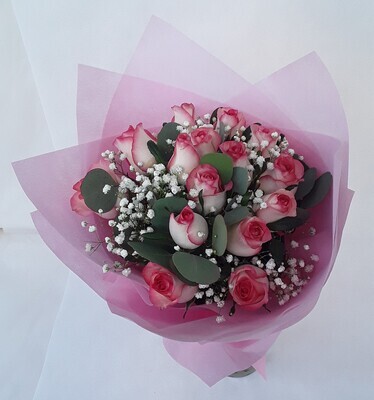 15 pink - white roses in a bouquet!!