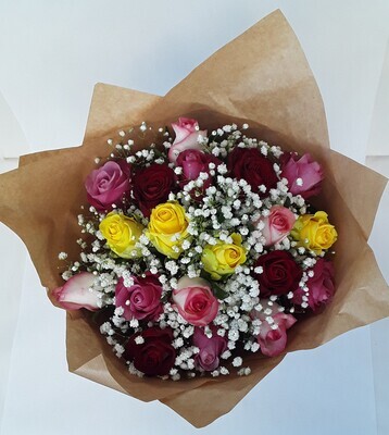 Mixed roses in a bouquet!!