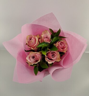 Bouquet with pink roses!!!