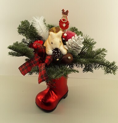 C25--Christmas decoration in red boot!!!