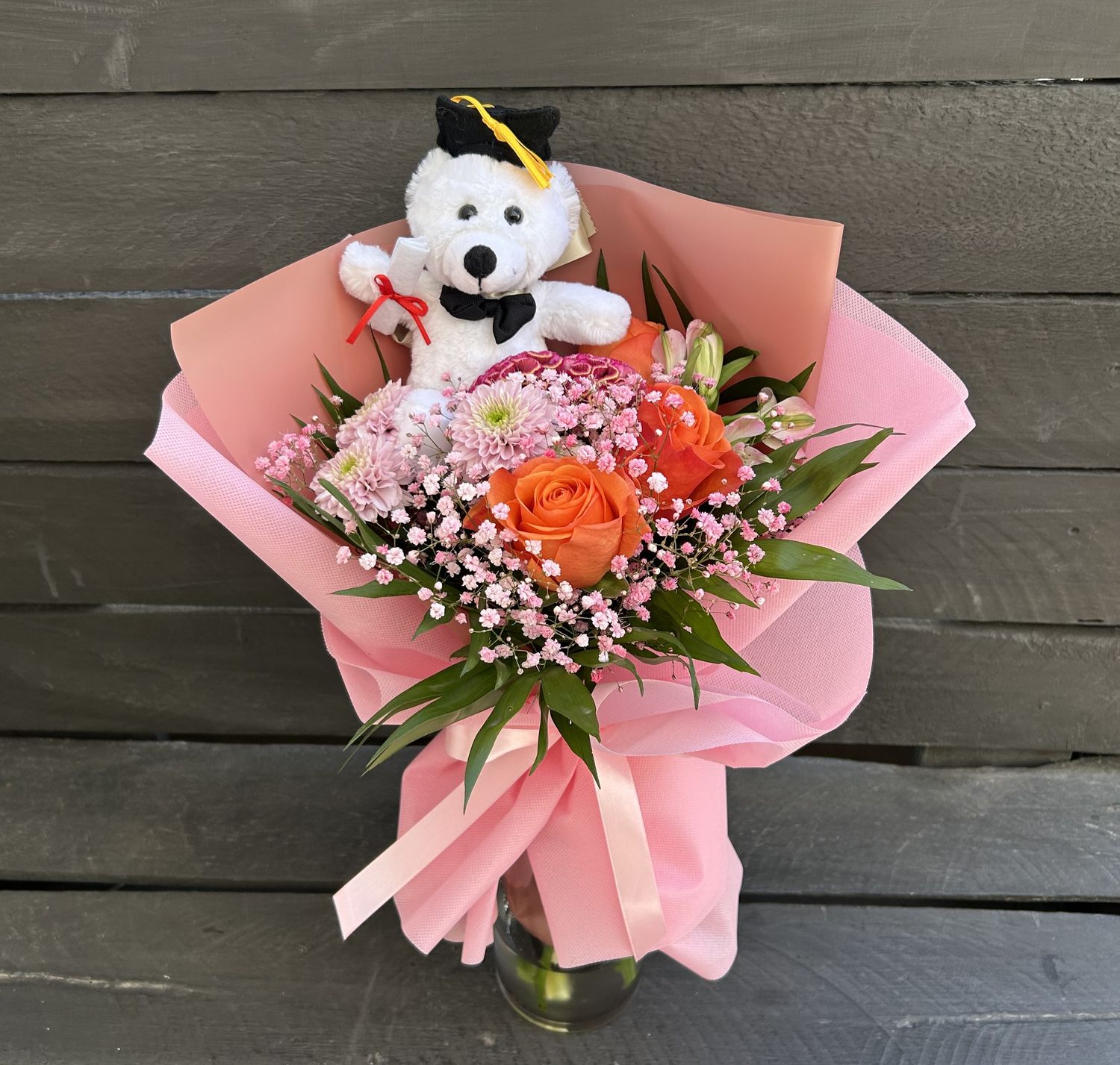 B06 - Graduation Bouquet &amp; Teddy
