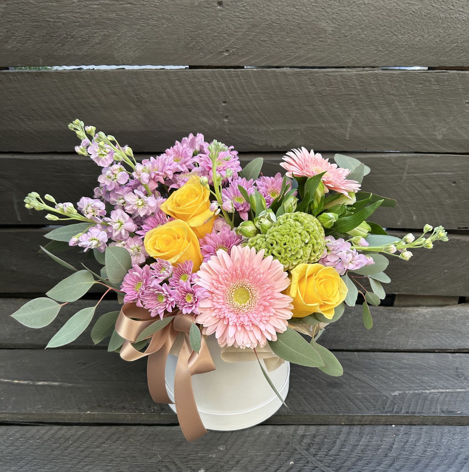 M04 - Mixed Flowers in a box