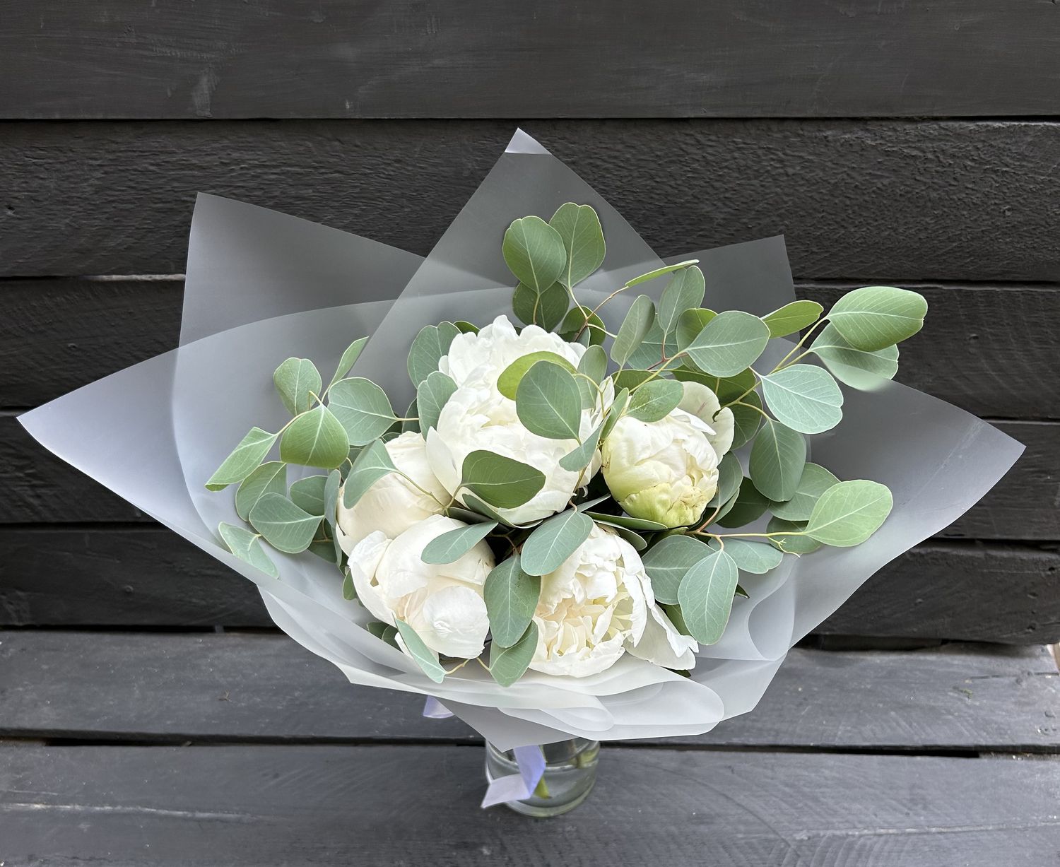 Bouquet with 5 White Peonies