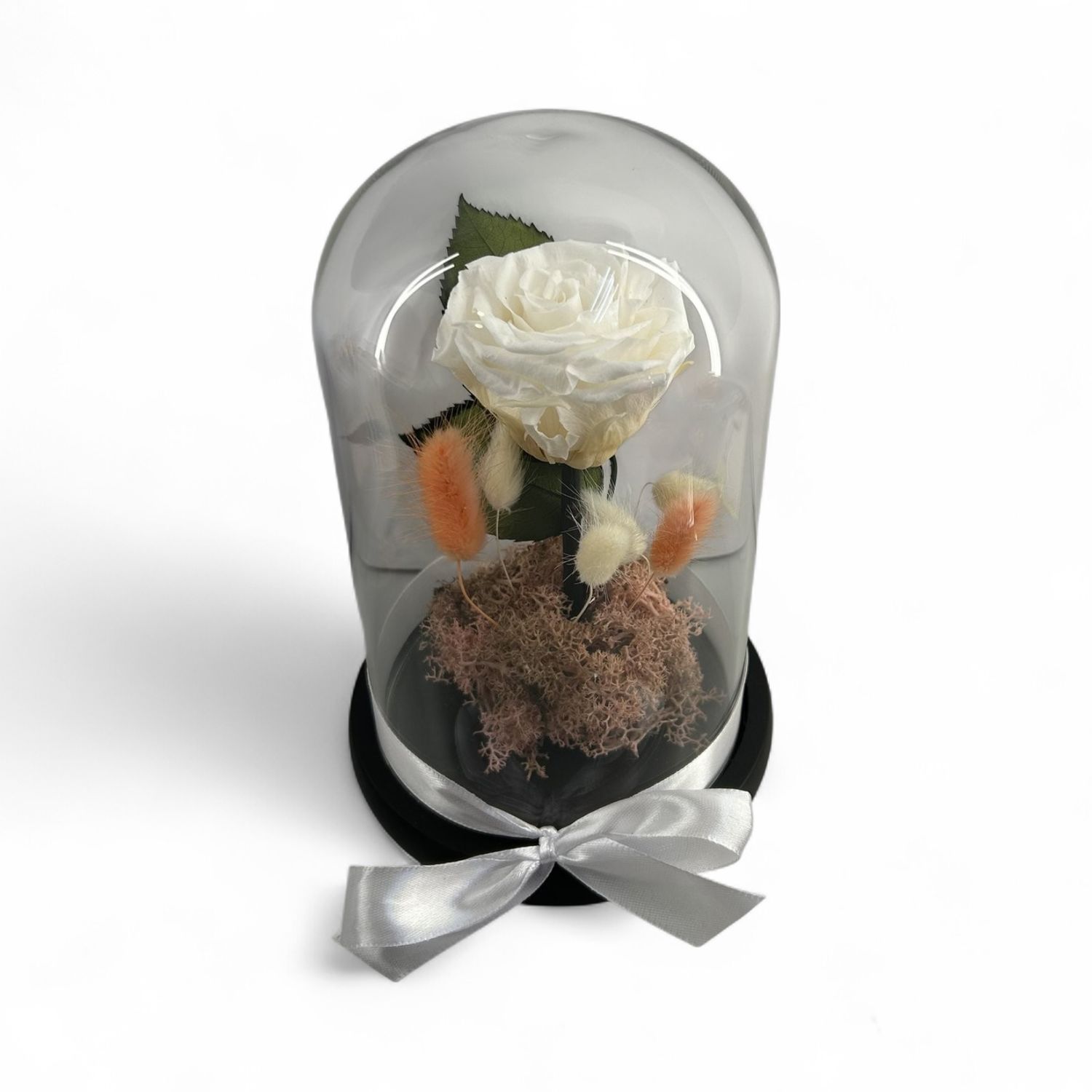 F41 - White Forever Rose in glass