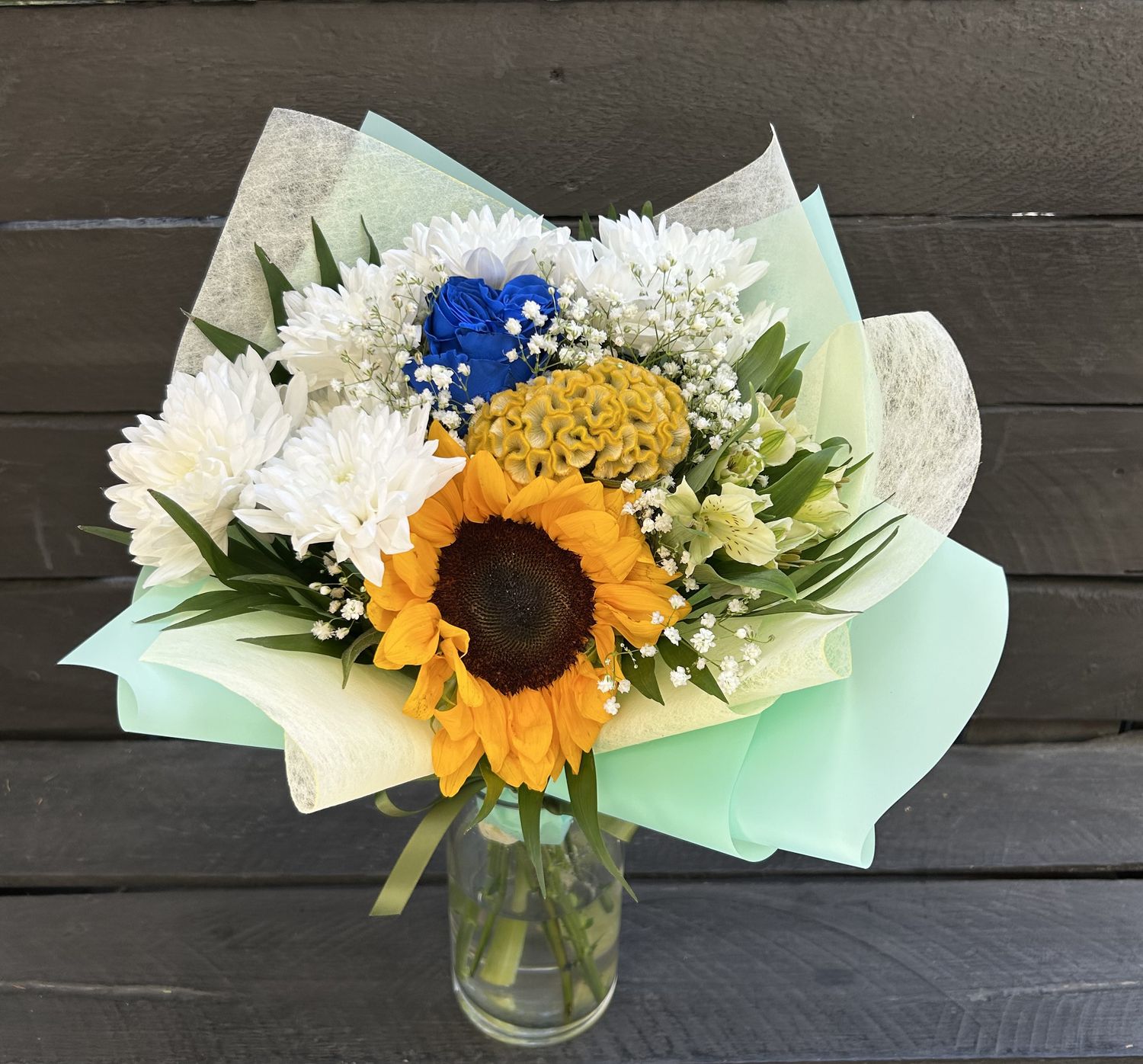 B02 - Graduation Bouquet
