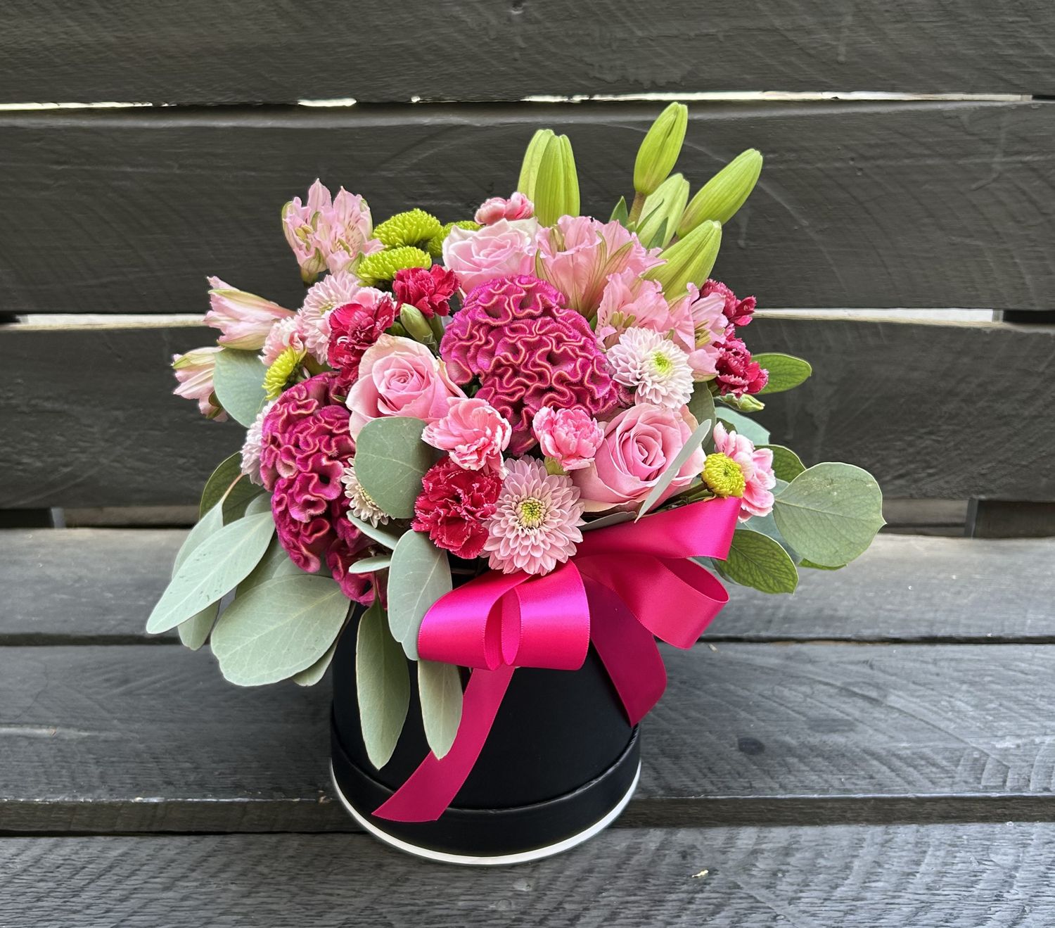 M01 - Mixed Flowers in a box