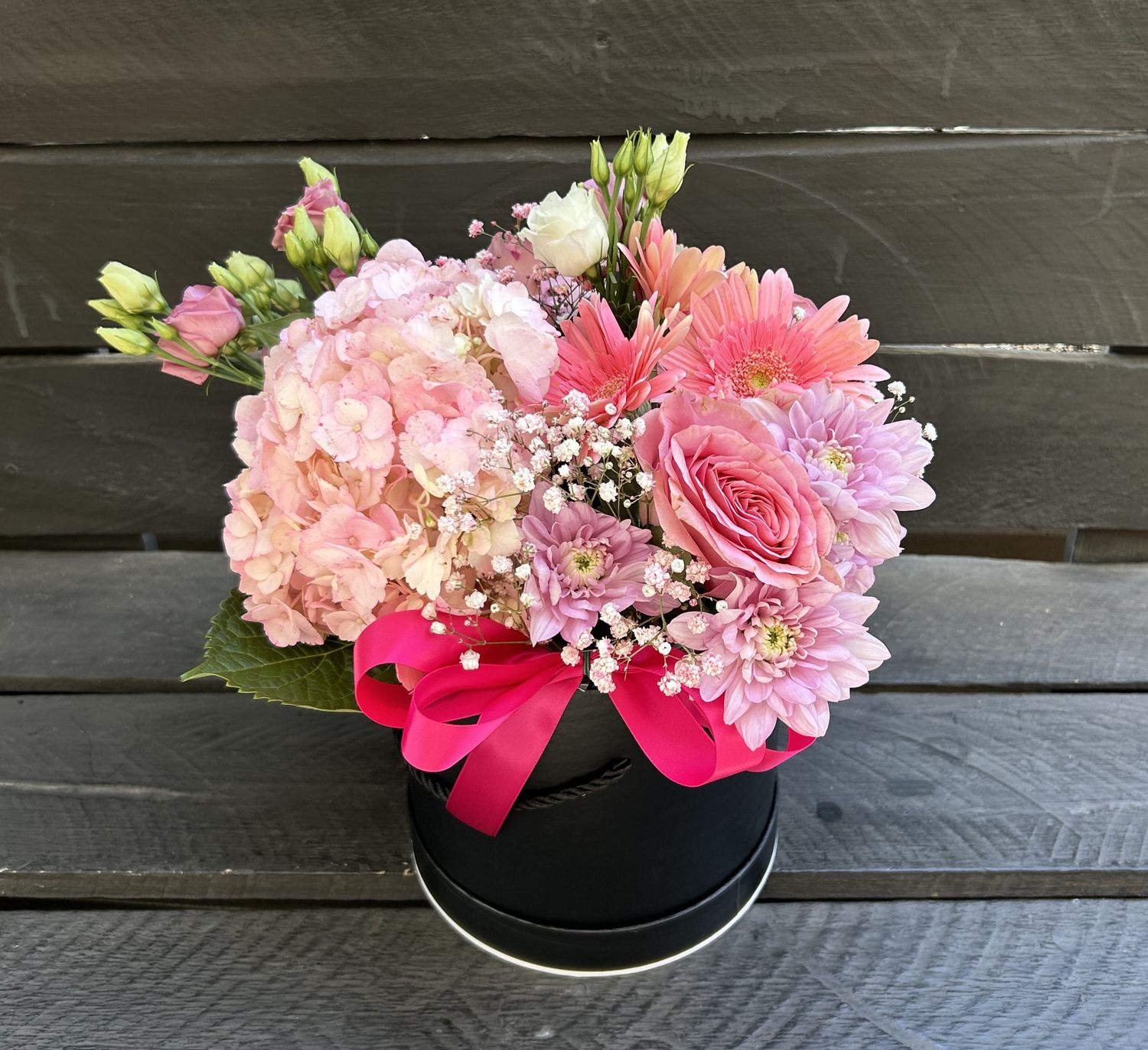 M04 - Mixed Flowers in a box