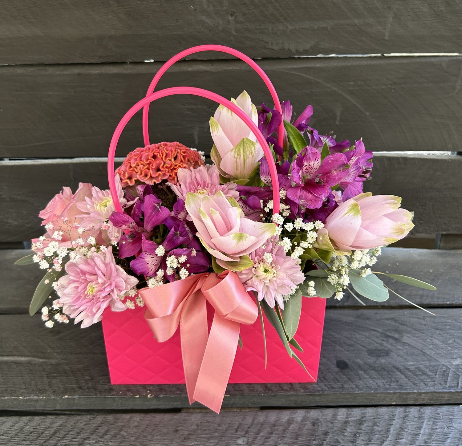 M07 - Mixed Flowers in a bag