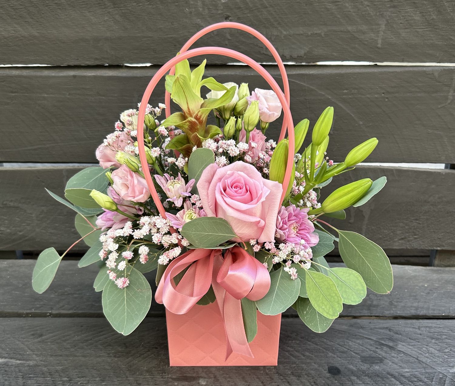 M10 - Mixed Flowers in a bag