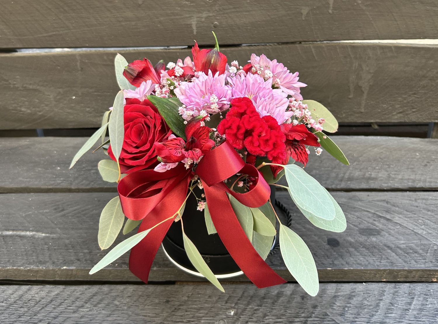 M02 - Mixed Flowers in a box