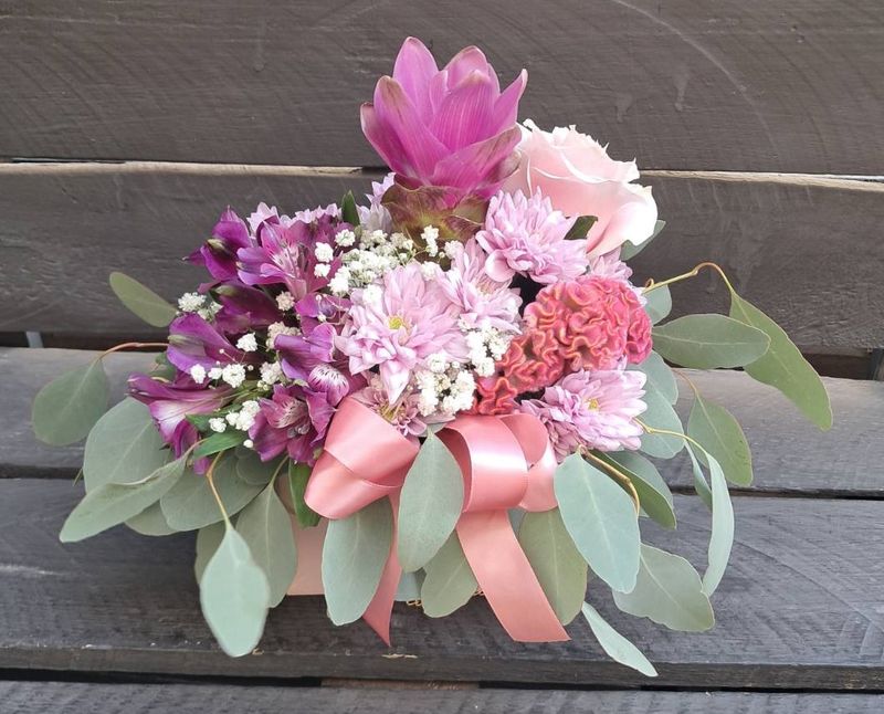 M02 - Mixed Flowers in a bag