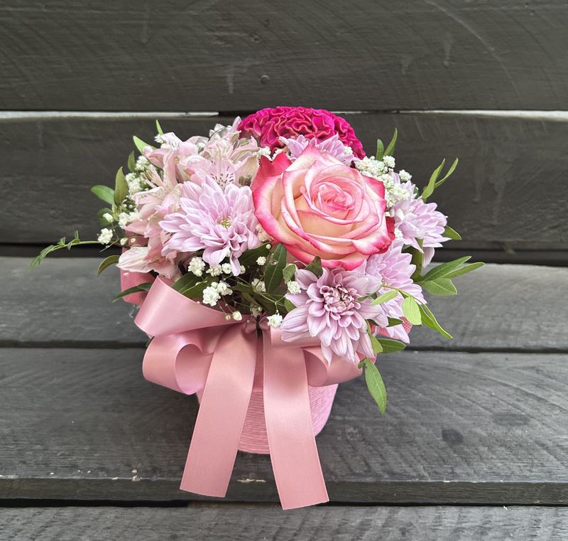 M01 - Mixed Flowers in a pot