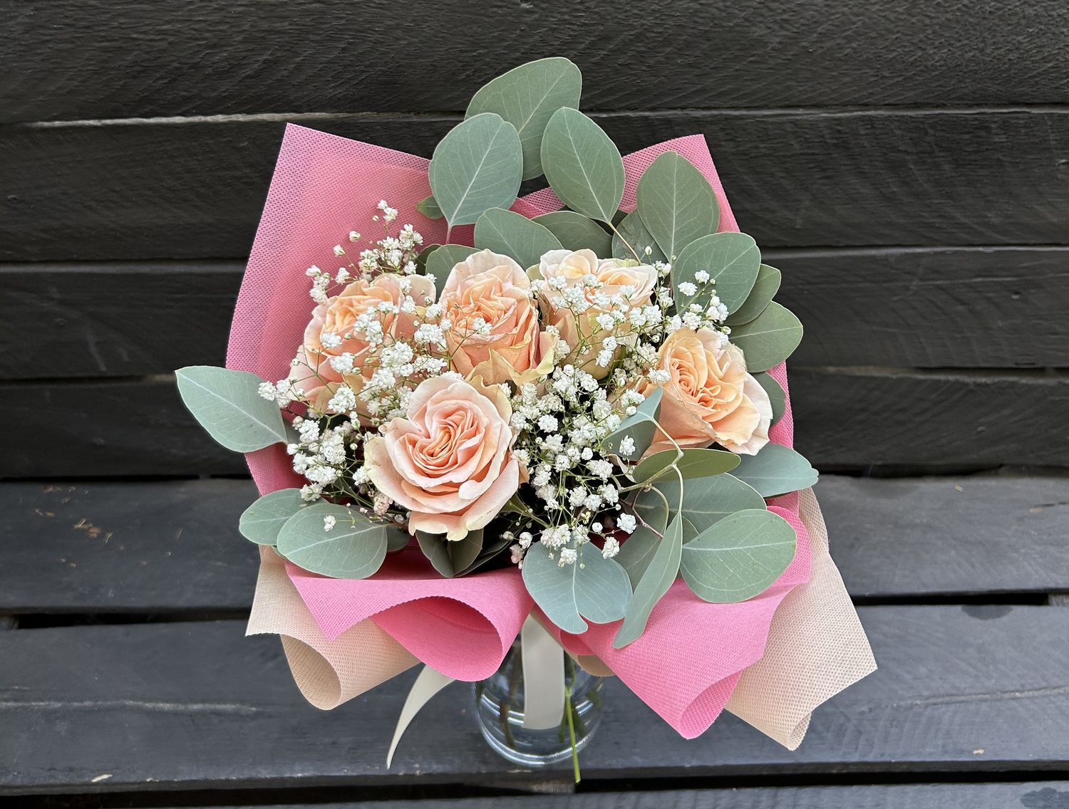 B08 - 5 Peach Roses Bouquet