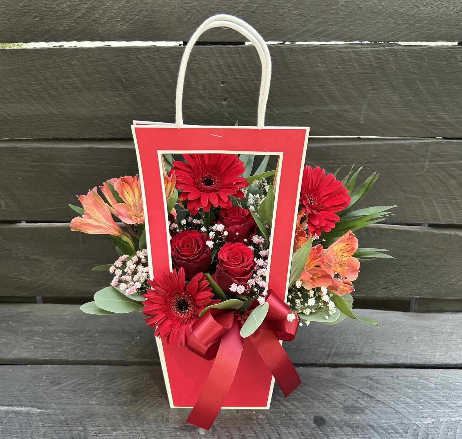 M03 - Mixed Flowers in a bag