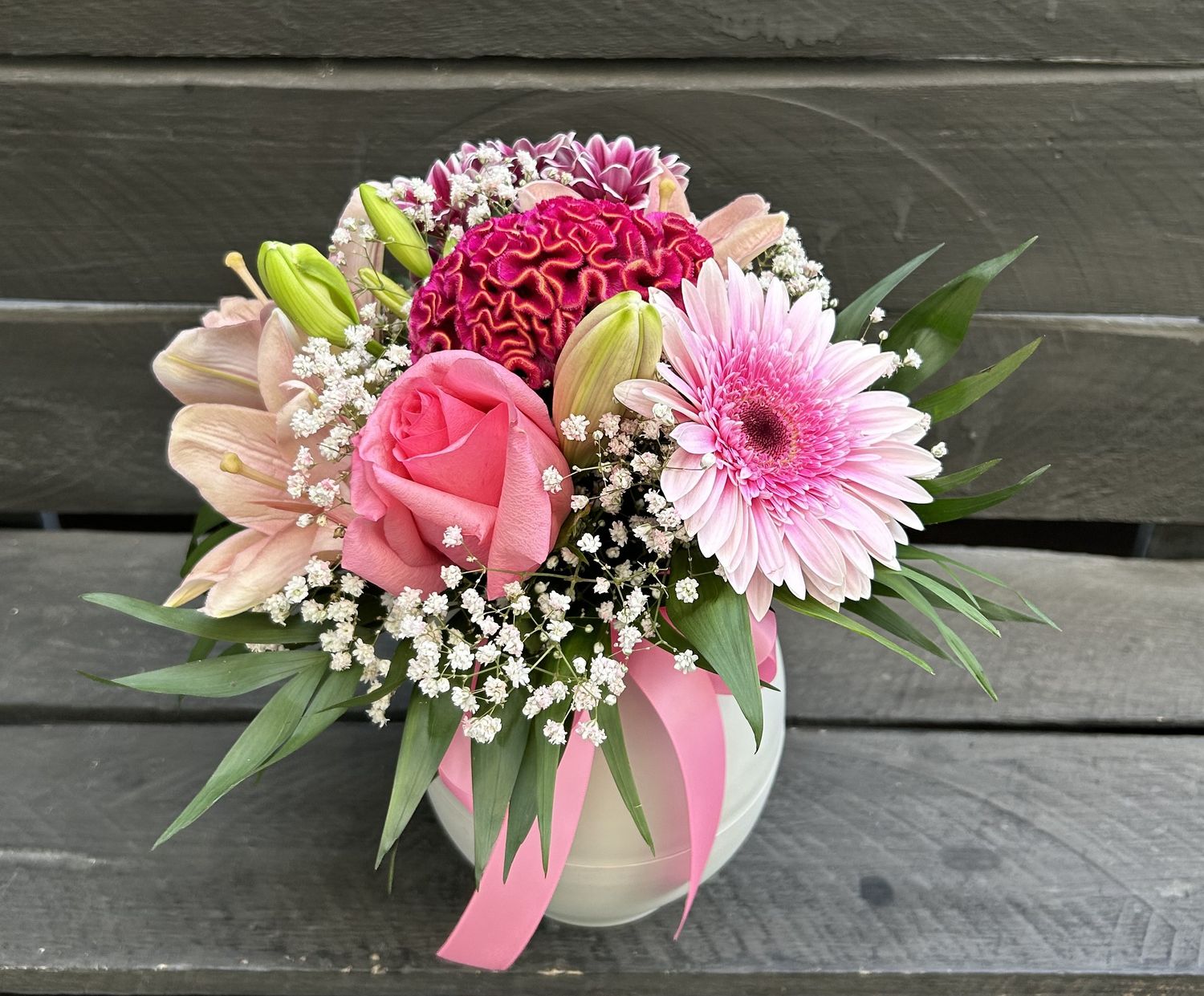 M07 - Mixed Flowers in a pot