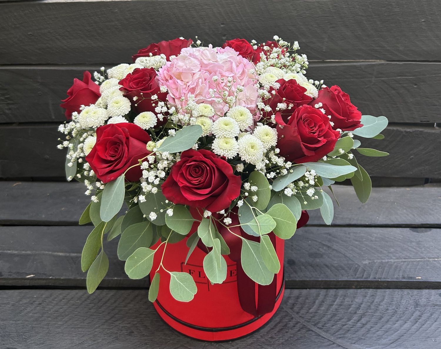 M05 - Mixed Flowers in a box