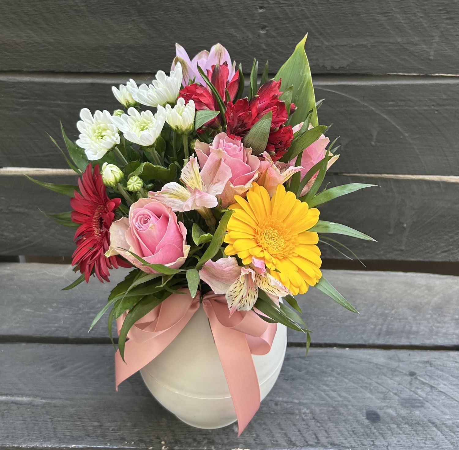 M14 - Mixed Flowers in a pot