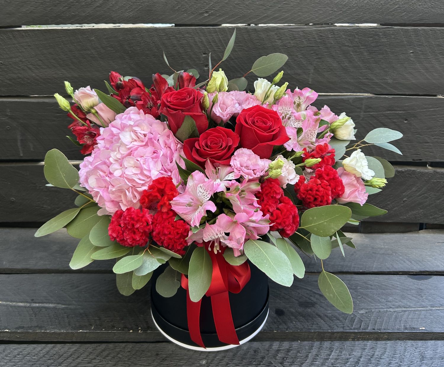 M12 - Mixed Flowers in a box