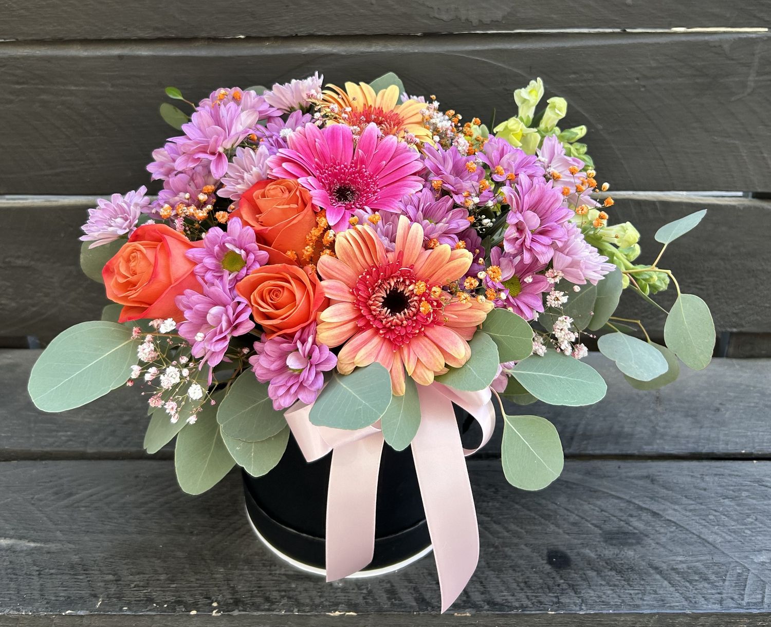 M06 - Mixed Flowers in a box