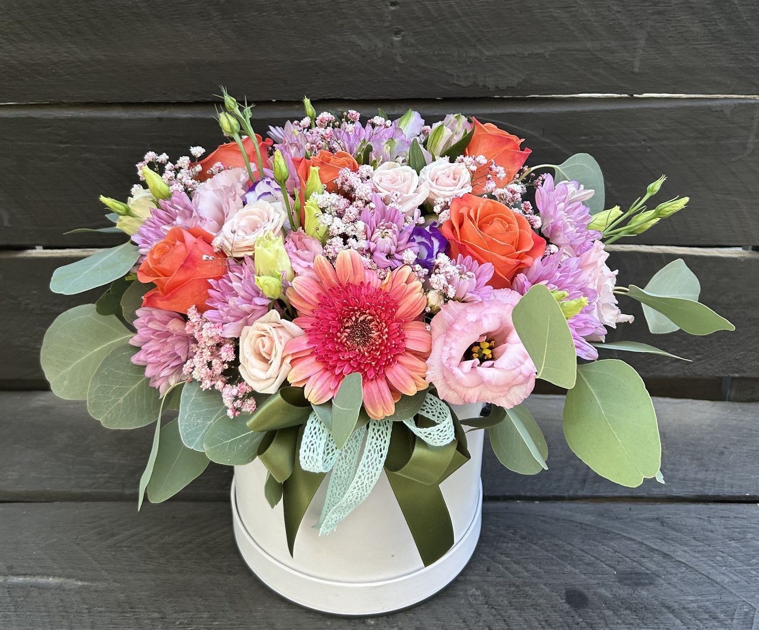 M11 - Mixed Flowers in a box