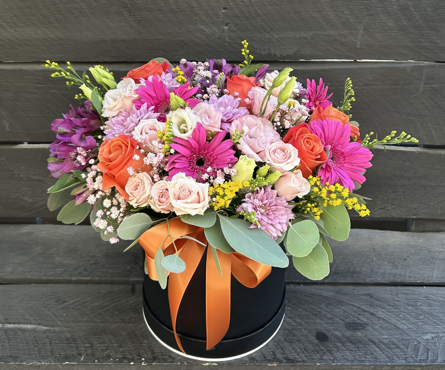 M02 - Mixed Flowers in a box