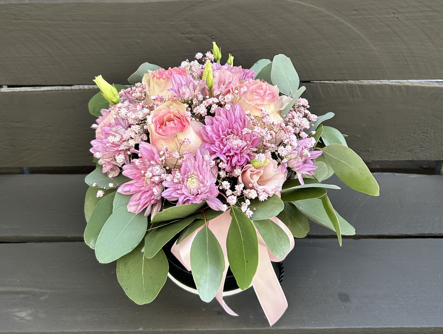 M11 - Mixed Flowers in a box