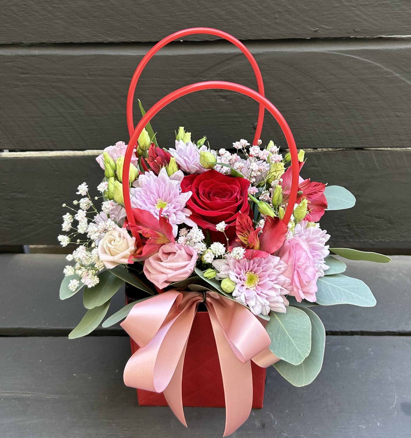 M11 - Mixed Flowers in a bag