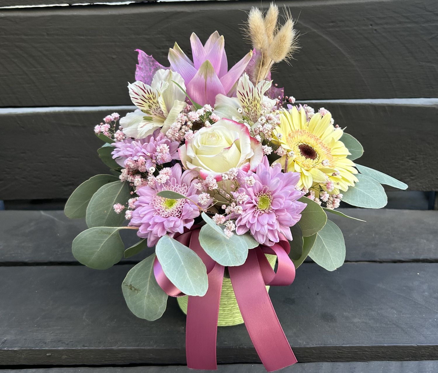 M09 - Mixed Flowers in a basket