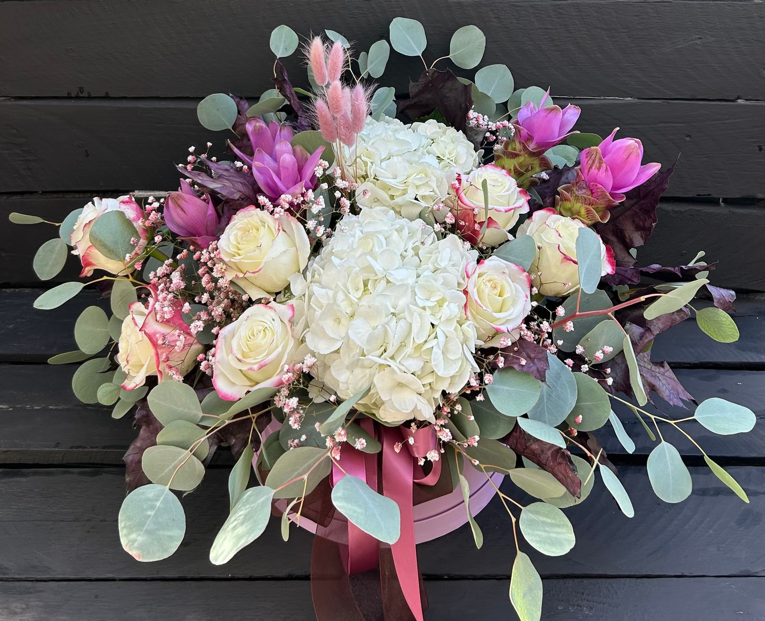 M04 - Mixed Flowers in a box