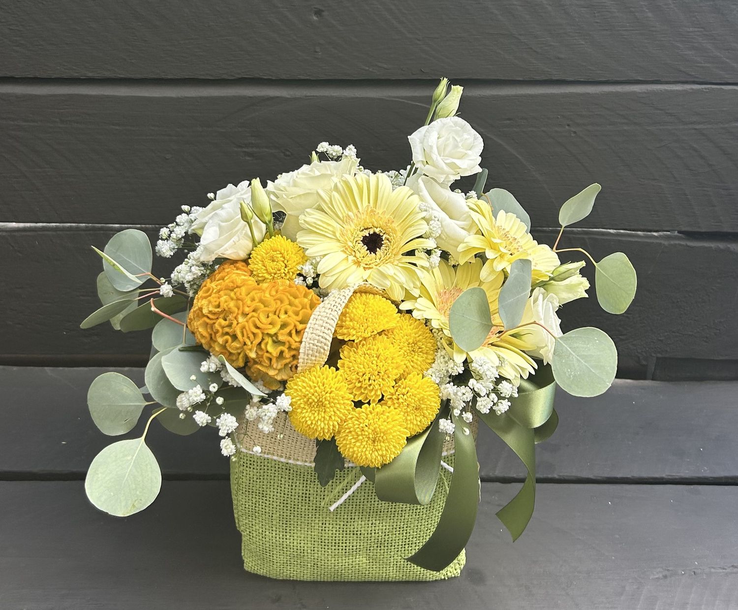 M06 - Mixed Flowers in a bag