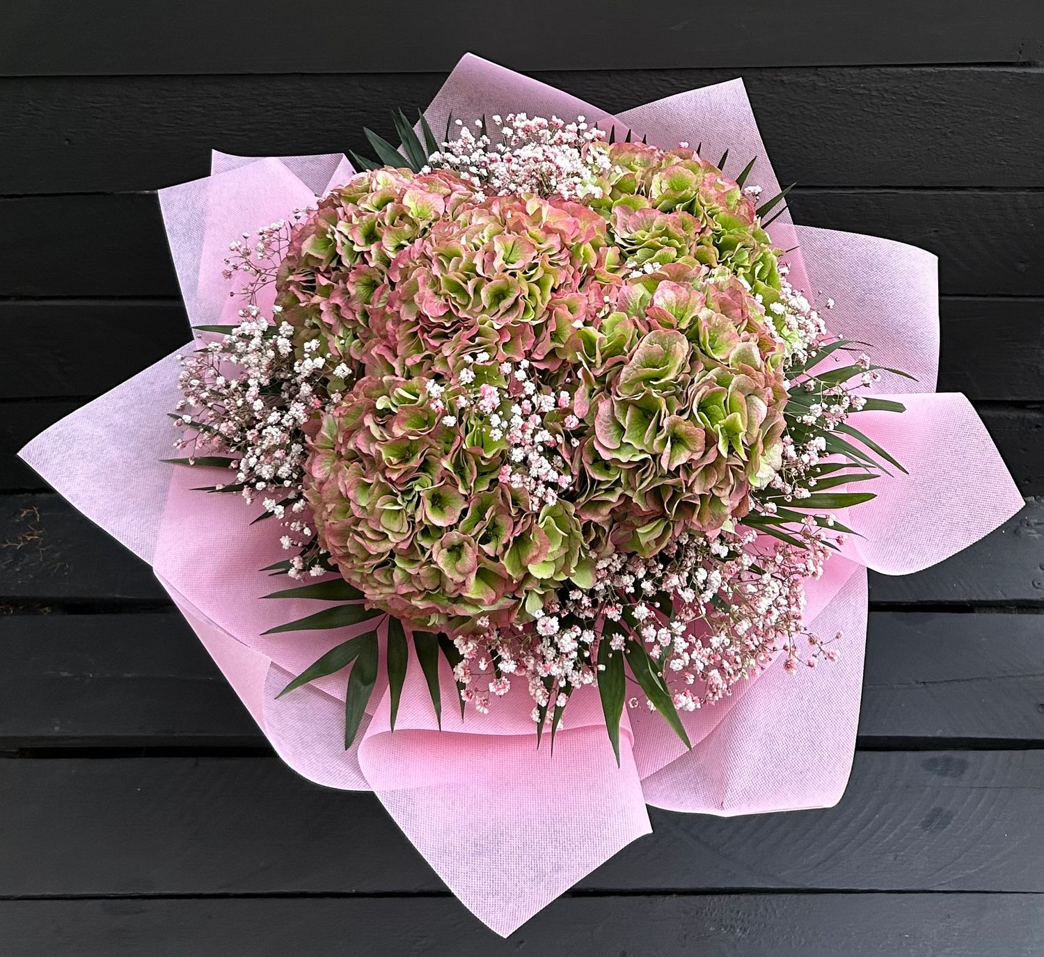 B01 - 5 Purple Antique Hydrangea Bouquet