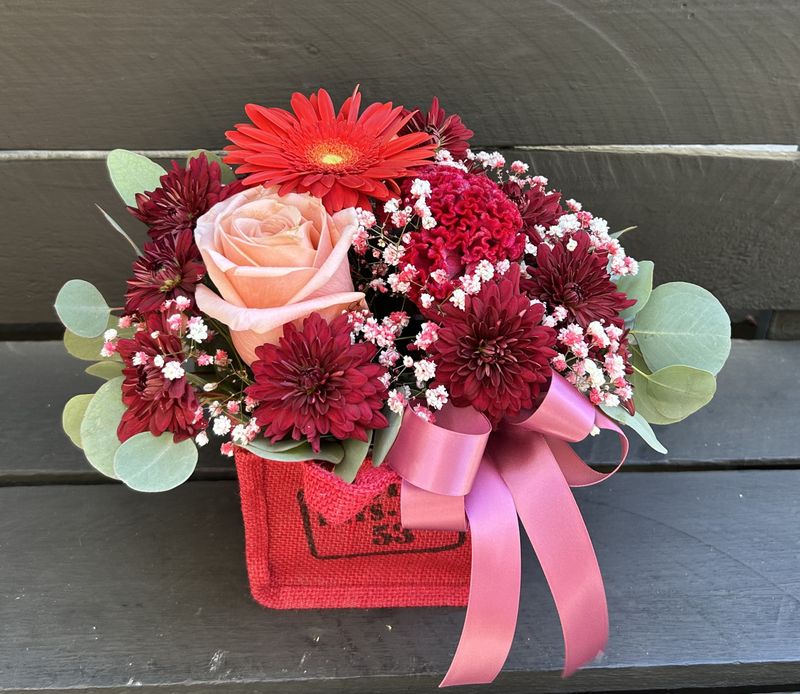 M02 - Mixed Flowers in a bag