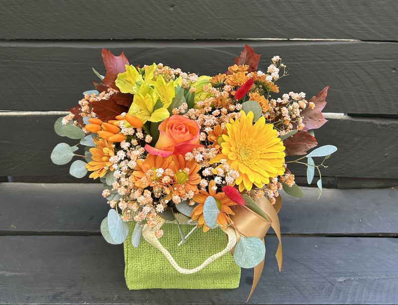 M01 - Mixed Flowers in a bag