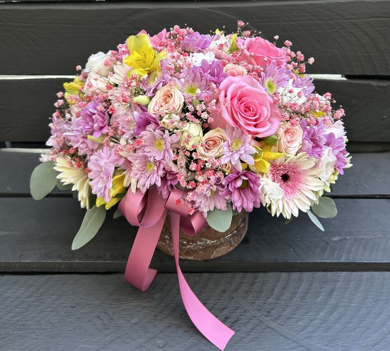 M10 - Mixed Flowers in a box