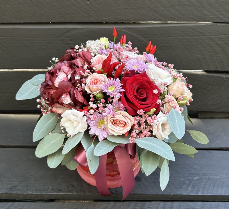 M16 - Mixed Flowers in a box