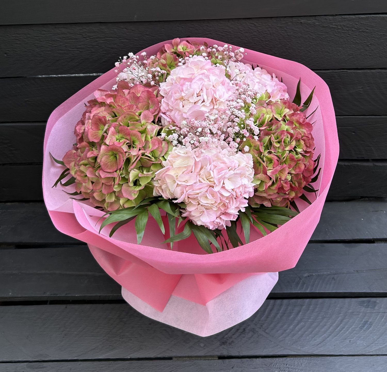 B10 - Mixed Flowers Bouquet