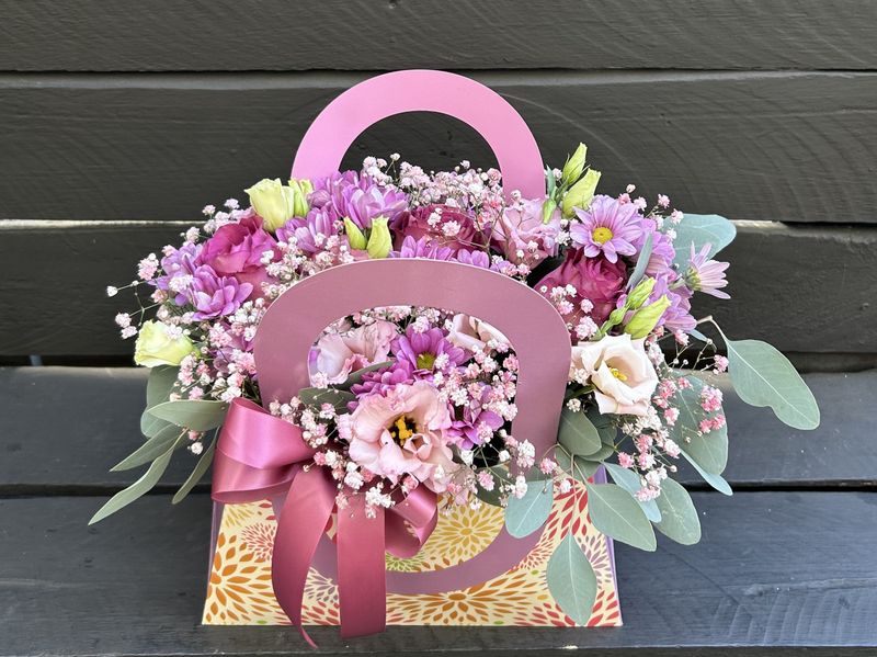 M03 - Mixed Flowers in a bag