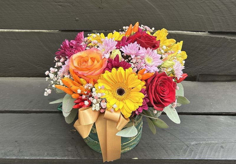 M02 - Mixed Flowers in a box